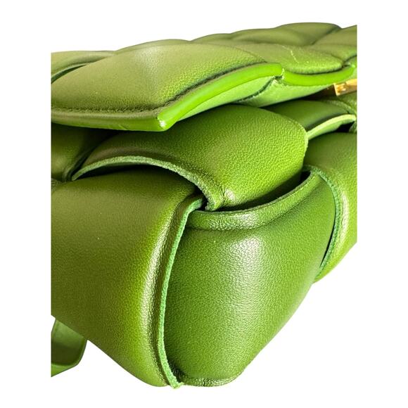 Bottega Veneta NWT Intrecciato Leather Padded Cassette in Avocado - Picture 7 of 16